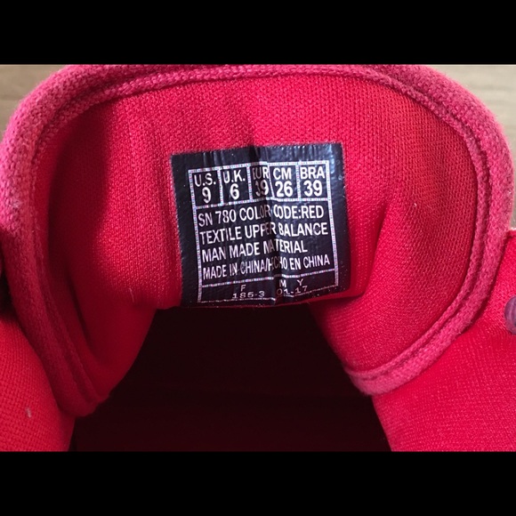 Sketchers Sneakers Red Stars and Stripes 8.5 - Picture 8 of 10